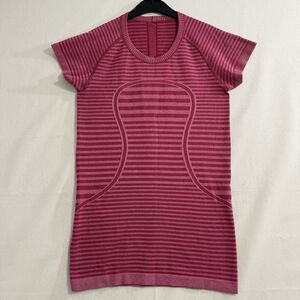Lululemon Swiftly SS Crew Lucy Stripe Short Sleeve Pink Tee Shirt Size 6